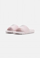Nike Sportswear VICTORI ONE SLIDE Pantolette flach barely rose/metallic silver VICTORI ONE SLIDE Мюли на плоской подошве едва розовый/серебристый металлик