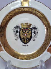 Пепельница винтажная Winterling Engen, белый фарфор с золотым декором &quot;Герб Вены, 10,5 x 1,5 см, Германия, 1960-70гг.