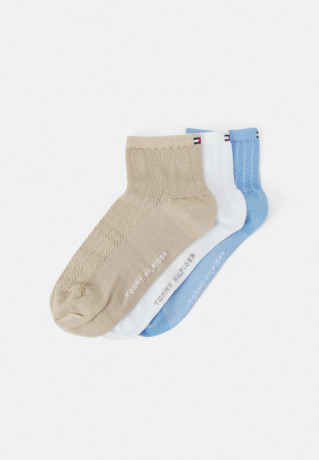 Tommy Hilfiger WOMEN SHORT SOCK GIFTING 3 PACK Socks white combo ЖЕНСКИЕ КОРОТКИЕ НОСКИ, ПОДАРОЧНЫЕ, 3 УПАКОВКИ Носки белое комбо