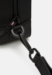 Tommy Hilfiger BUSINESS WASHBAG UNISEX Wash bag black BUSINESS WASHBAG UNISEX Сумка для стирки черный