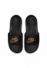 Nike Sportswear VICTORI ONE SLIDE Pantolette flach black/mtlc red bronze-black VICTORI ONE SLIDE Мюли на плоской подошве черный/mtlc красный бронзово-черный