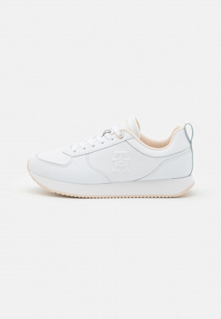 Tommy Hilfiger CASUAL RUNNER Trainers white CASUAL RUNNER — Кроссовки белый