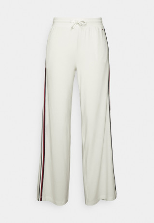 Tommy Hilfiger LONG PANTS TAPE EXT SIZES Tracksuit bottoms ecru LONG PANTS TAPE EXT SIZES Спортивные штаны экрю