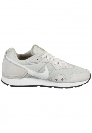 Nike Sportswear VENTURE RUNNER Sneaker low light bone / white VENTURE RUNNER Низкие кроссовки женские светлая кость / белый