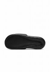 Nike Sportswear VICTORI ONE SLIDE Pantolette flach black/black-black VICTORI ONE SLIDE Мюли на плоской подошве черный/черный-черный
