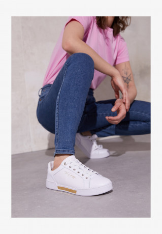 Tommy Hilfiger ELEVATED  Trainers white ПОВЫШЕННЫЙ Кроссовки белый