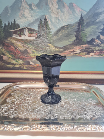 Fidenza Italy Кубок для вина из тонкого фарфора с рельефным краем, 15,5 x 9,5 см, Италия, 1960-70гг.