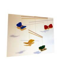 Holzspielzeug 4 Holzschmetterling am Mobile Деревянная игрушка 4 деревянные бабочки на мобиле