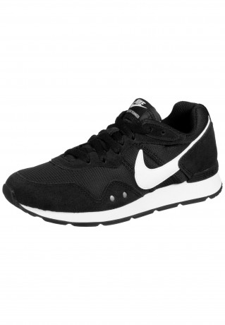 Nike Sportswear VENTURE RUNNER Sneaker low black / white VENTURE RUNNER Низкие кроссовки женские черно-белый