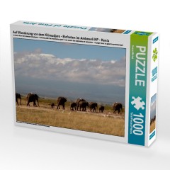 CALVENDO Puzzle CALVENDO Puzzle Auf Wanderung vor dem Kilimadjaro Пазл CALVENDO Puzzle В походе перед горой Килиманджаро