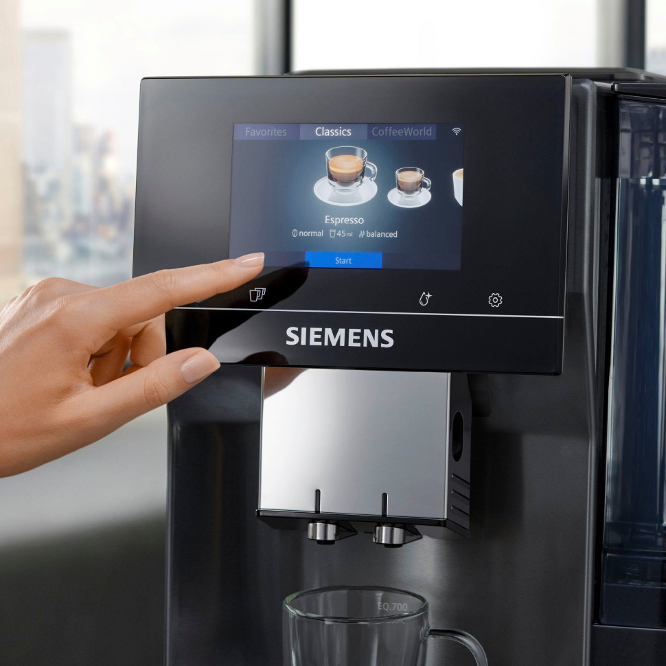 Купить SIEMENS SIEMENS Kaffeevollautomat EQ700 classic TP707D06,  Full-Touch-Display, bis 15 Profile speicherbar, Milchsystem-Reinigung  Полностью автоматическая кофемашина SIEMENS EQ700 classic TP707D06,  полностью сенсорный дисплей, возможность ...