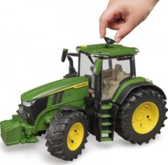 Bruder BRUDER Traktor John Deere 1:16 BRUDER Трактор John Deere 1:16