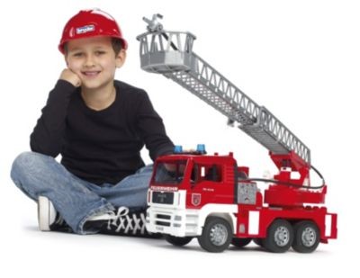 Bruder BRUDER 02771 TPS MAN Feuerwehr m. Drehleiter BRUDER 02771 TPS MAN Пожарная часть с поворотной лестницей