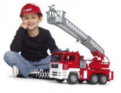 Bruder BRUDER 02771 TPS MAN Feuerwehr m. Drehleiter BRUDER 02771 TPS MAN Пожарная часть с поворотной лестницей