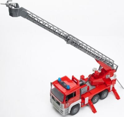 Bruder BRUDER 02771 TPS MAN Feuerwehr m. Drehleiter BRUDER 02771 TPS MAN Пожарная часть с поворотной лестницей