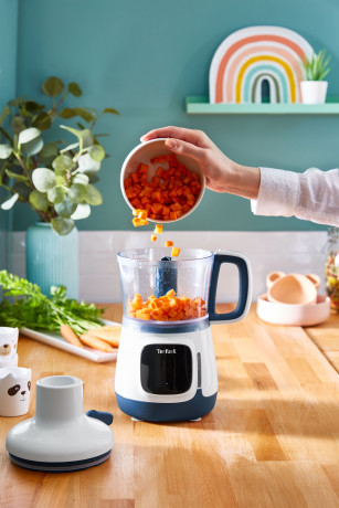 Tefal Tefal Stabmixer HB55W4 Yummy Gourmet Babynahrungszubereiter, 600 W, inkl. Stabmixer, Spatel, Messbecher, Keramikvorratsbehalter,Rezeptbuch Ручной блендер Tefal HB55W4 Прибор для приготовления детского питания Yummy Gourmet, 600 Вт, включая ручной б