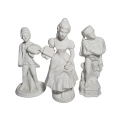 Фигурки винтажные &quot;Солдат&quot;, &quot;Девушка с книгами&quot;, &quot;Солдат с шляпой в руке&quot;, керамика, 3 шт., Германия, 1960-70гг.