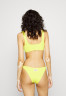 Tommy Hilfiger HIGH LEG CHEEKY Bikini bottoms magnetic yellow HIGH LEG CHEEKY Плавки бикини магнитный желтый