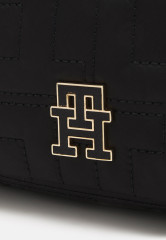 Tommy Hilfiger CHIC WASHBAG Wash bag black CHIC WASHBAG Сумка для стирки черный