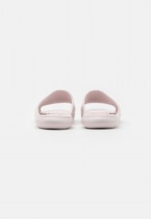 Nike Sportswear VICTORI SLIDE Badesandale barely rose/white VICTORI SLIDE сандалии для купания едва розовый/белый
