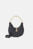 Tommy Hilfiger CHAIN MINI CROSSOVER Handbag black CHAIN ??MINI CROSSOVER Сумочка черный