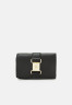 Tommy Hilfiger CONTEMPORARY MED WALLET Wallet black КОШЕЛЕК CONTEMPORARY MED Бумажник черный