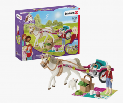 Schleich Horse Club 42467 Kutsche fur Pferdeshow,  Игровой набор "Праздничная прогулка с пони", карета для конного шоу, пони, фигурки, аксессуары, пикник, от 5 лет, Германия