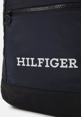 Tommy Hilfiger DOME BACKPACK UNISEX Rucksack space blue РЮКЗАК DOME UNISEX рюкзак космический синий