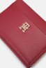Tommy Hilfiger LIFE MED Wallet regatta red LIFEMED-кошелек регата красный