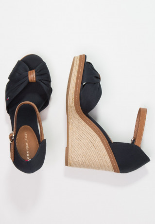 Tommy Hilfiger ICONIC ELENA SANDAL High heeled sandals dark blue ICONIC ELENA SANDAL Босоножки на высоком каблуке темно-синий
