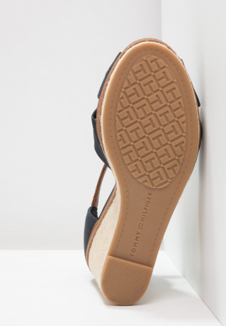 Tommy Hilfiger ICONIC ELENA SANDAL High heeled sandals dark blue ICONIC ELENA SANDAL Босоножки на высоком каблуке темно-синий
