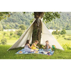 Baum Tipi вигвам на дереве