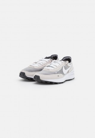 Nike Sportswear WAFFLE ONE Sneaker low summit white/white/black/orange WAFFLE ONE кроссовки женские низкие вершина белый/белый/черный/оранжевый