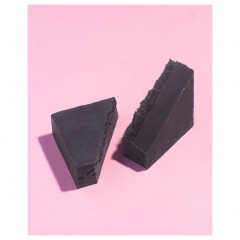 Earth Harbor Coconut Charcoal Purifying Facial Soap  Очищающее мыло для лица с кокосовым углем