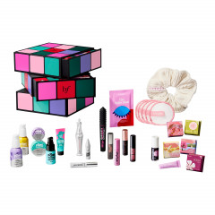 Benefit Adventskalendar Адвент календарь Glam Cube 2025, 24 бьюти сюрприза для великолепного макияжа
