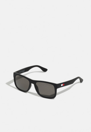 Tommy Hilfiger Sunglasses matt black Солнечные очки матовый черный