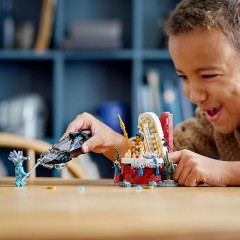 LEGO LEGO Marvel 76213 Konig Namors Thronsaal LEGO Marvel 76213 Тронный зал короля Нэмора