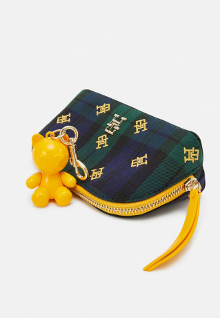 Tommy Hilfiger GIFT PACKS MAKE UP CHARM Wash bag blackwatch ПОДАРОЧНЫЕ НАБОРЫ MAKE UP CHARM Сумка для стирки черные часы