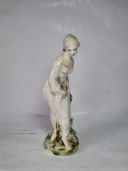 Статуэтка винтажная LUX Alba-Iulia &quot;Женщина с цветами&quot;, фарфор, 20,5 x 6 см, Румыния, 1960-1970гг.