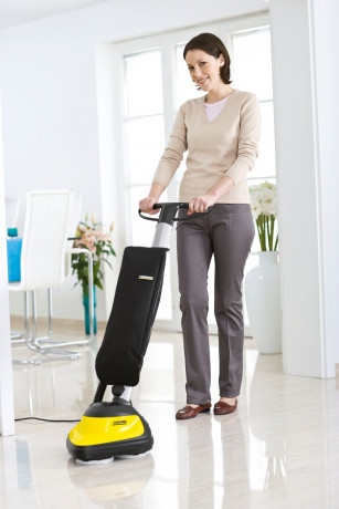 KARCHER KARCHER Saugbohner FP 303, 600 W, mit Beutel, fur Hartboden Пылесос KARCHER FP 303, 600 Вт, с мешком, для твердых полов