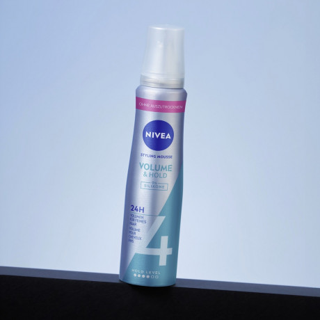 NIVEA Volumen Pflege Schaumfestiger, 150 ml, Нивеа Мусс для объёма волос, пантенол и витамин B3, объём от корней, до 24ч фиксация, термозащита, 150 мл