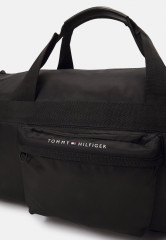 Tommy Hilfiger SKYLINE DUFFLE UNISEX Weekend bag black SKYLINE DUFFLE UNISEX Сумка выходного дня черный