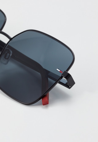 Tommy Hilfiger Sunglasses black Солнечные очки черный