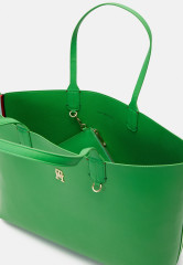 Tommy Hilfiger ICONIC TOMMY TOTE Tote bag galvanic green ICONIC TOMMY TOTE Сумка-тоут гальванический зеленый
