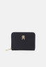 Tommy Hilfiger ICONIC MEDIUM Wallet space blue ICONIC СРЕДНИЙ Бумажник космический синий