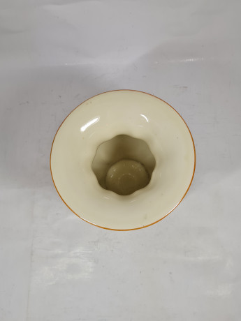 Ваза винтажная округлой формы с оранжевой розой, фарфор, 16 см, Германия, 1960-70гг.