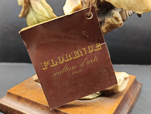 Статуэтка винтажная Florence Italy "Птица на ветке", керамика, 24 х 14 см, Италия, 1970-80гг.