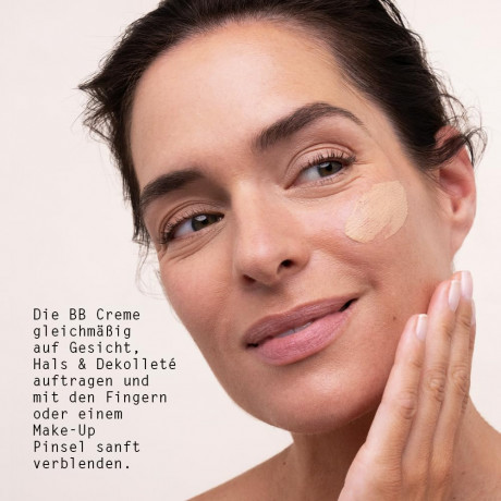 Logona Straffende Feuchtigkeitscreme geönt Bio-Rosenextrakt & Bio-Apfelsamenextrakt Logona Logona Тональный укрепляющий и увлажняющий крем с органическими экстрактами розы и семян яблока, 30мл