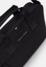 Tommy Hilfiger ESSENTIAL COMPUTER BAG Laptop bag black ESSENTIAL COMPUTER BAG Сумка для ноутбука черный
