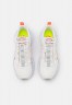 Nike Sportswear CRATER IMPACT Sneaker low summit white/grey fog/platinum tint/photon dust/white/hyper crimson CRATER IMPACT кроссовки женские низкие вершина белая/серый туман/платиновый оттенок/фотонная пыль/белый/гипермалиновый